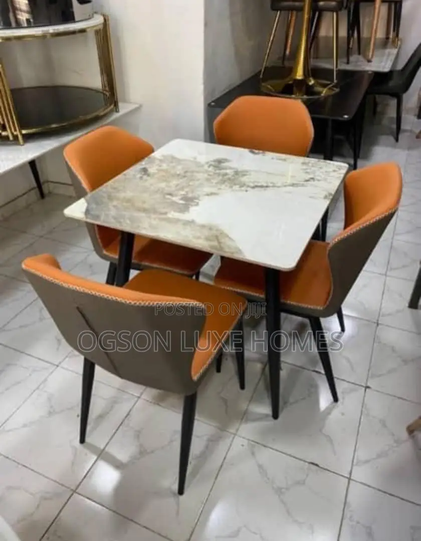 Dining Sets With Four Chairs