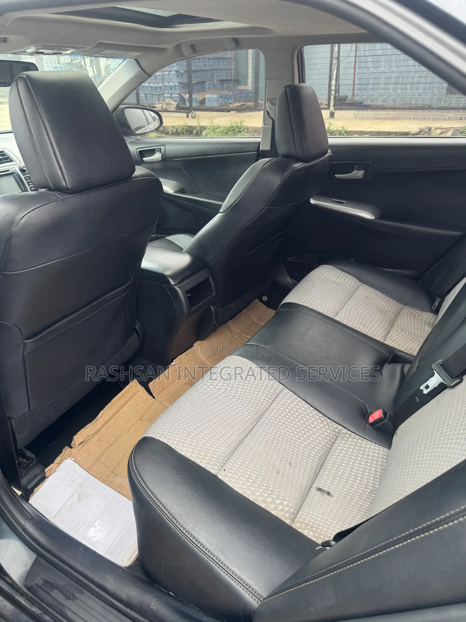 Toyota Camry SE 4dr Sedan (2.5L 4cyl 6A) 2012 Blue