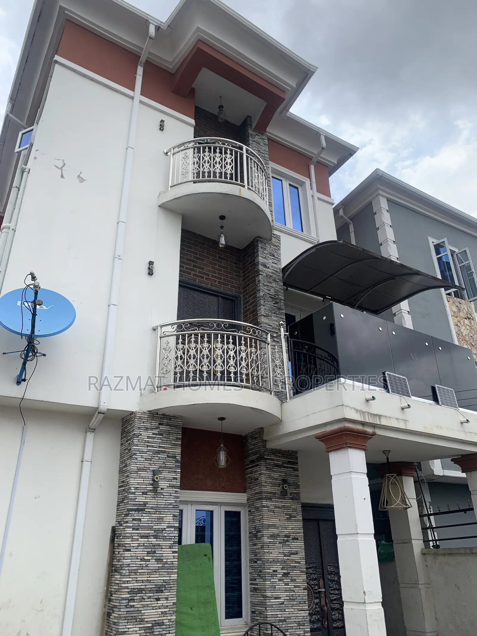 2bdrm Block of Flats in Ijesha for rent