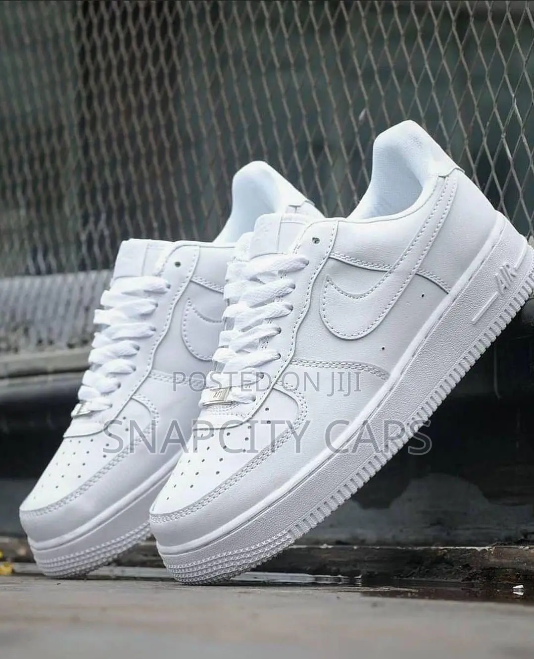 Nike Air Force 1 Black White