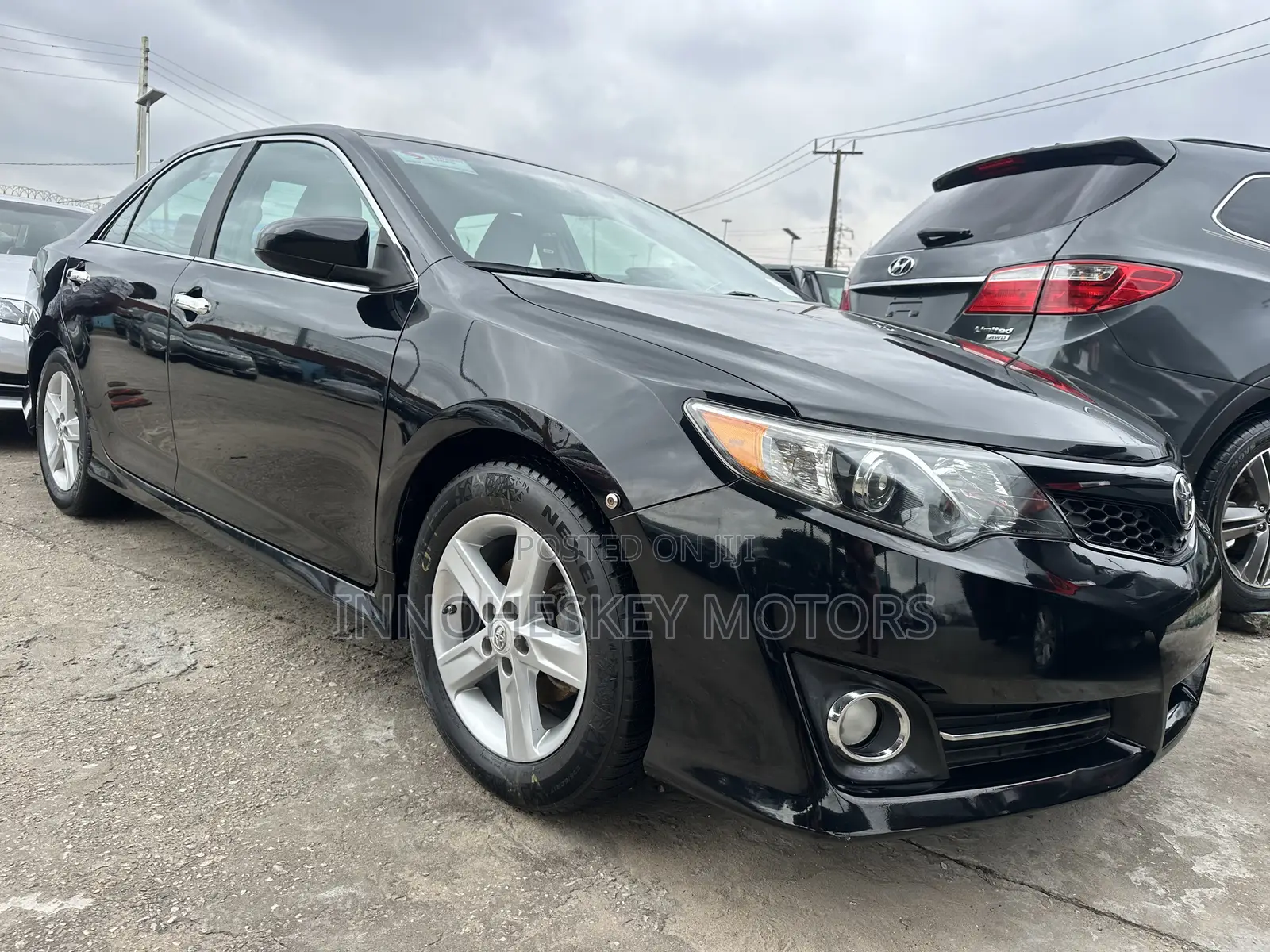 Toyota Camry SE 4dr Sedan (2.5L 4cyl 6A) 2013 Black