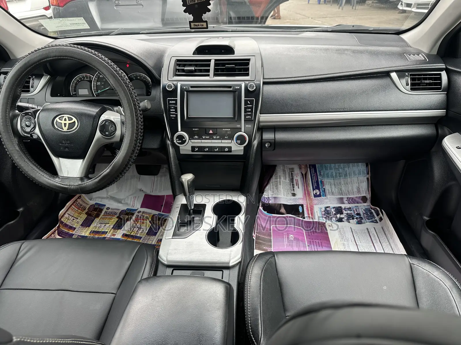 Toyota Camry SE 4dr Sedan (2.5L 4cyl 6A) 2013 Black