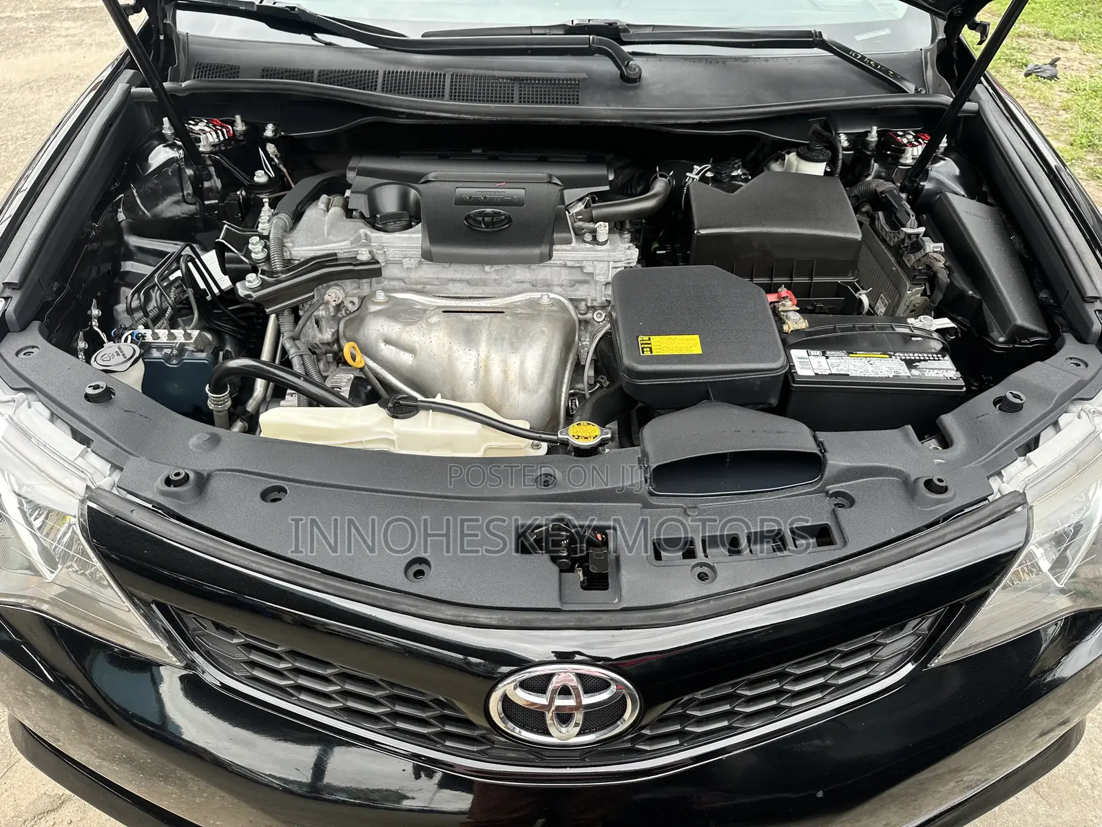 Toyota Camry SE 4dr Sedan (2.5L 4cyl 6A) 2013 Black