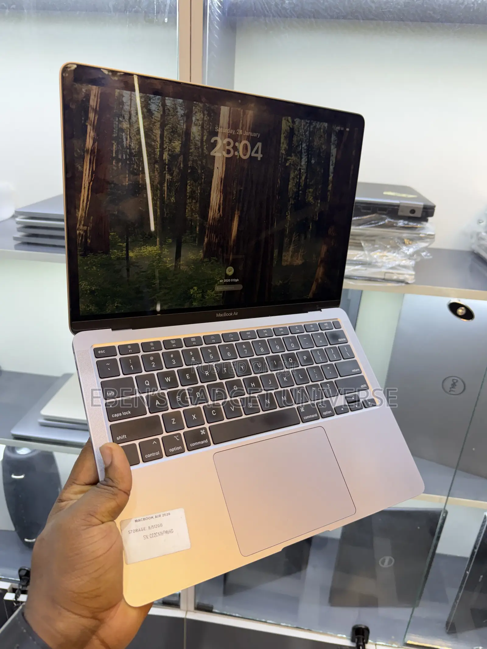 Laptop Apple MacBook Air 2020 8GB Intel Core i5 SSD 512GB