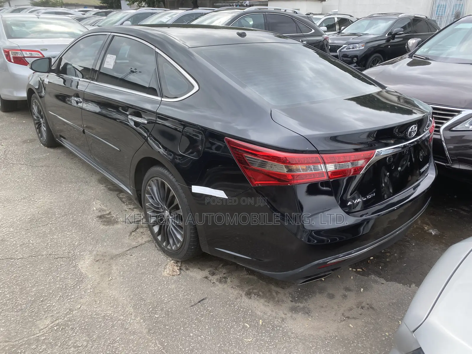 Toyota Avalon Touring FWD Sedan (3.6L 6cyl 6A) 2016 Black