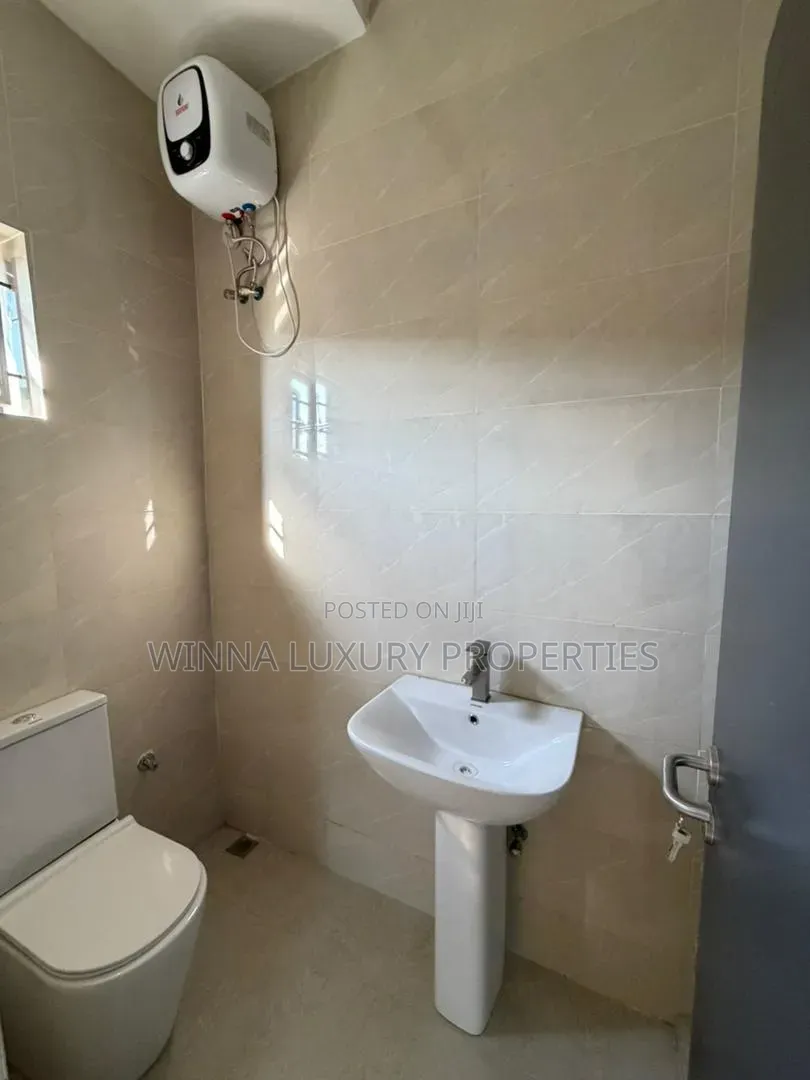 3bdrm Apartment in River Park Estate, Lugbe District for rent