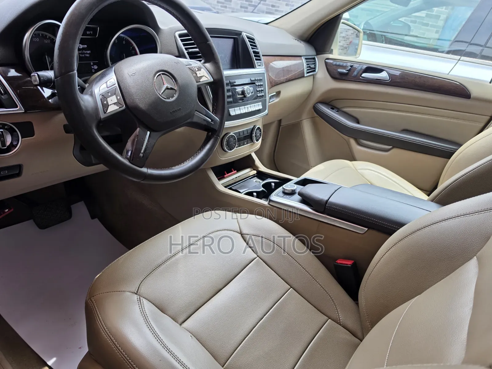 Mercedes-Benz M Class 2012 Gold