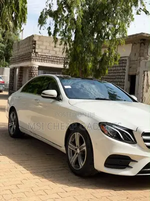 Mercedes-Benz E300 2017 White