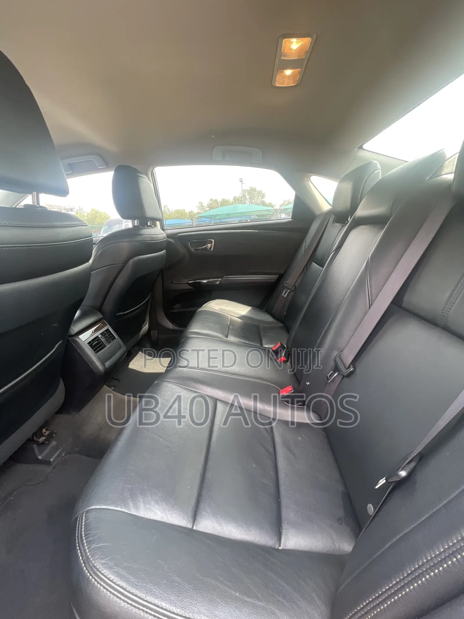 Toyota Avalon Limited 4dr Sedan (3.5L 6cyl 6A) 2014 Gray