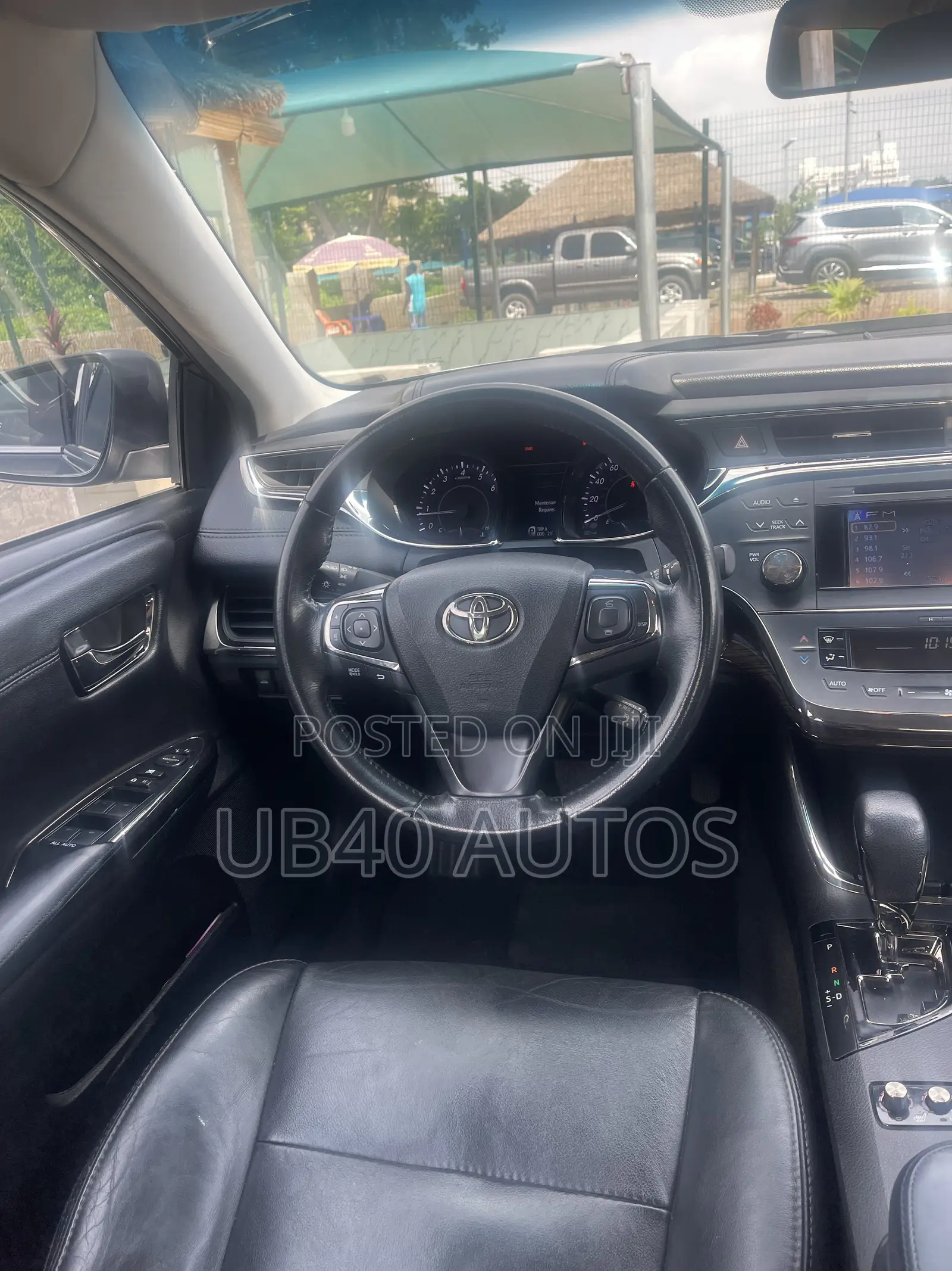 Toyota Avalon Limited 4dr Sedan (3.5L 6cyl 6A) 2014 Gray