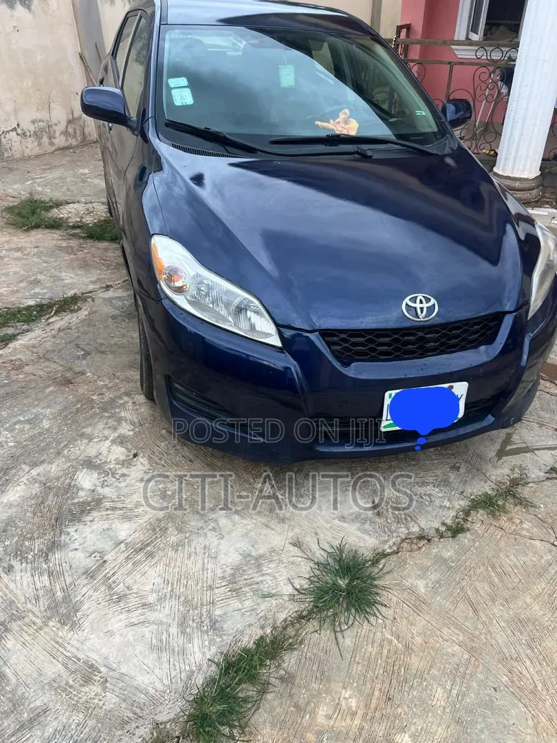 Toyota Matrix 2010 Blue