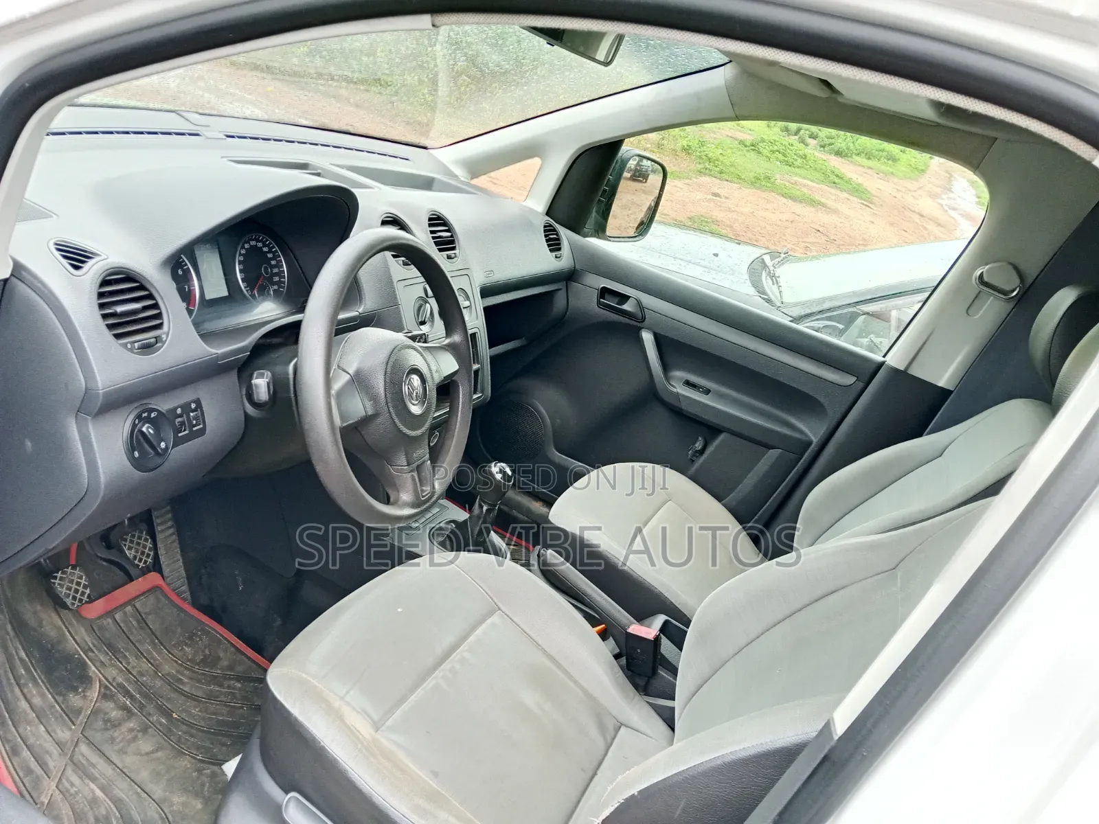 Volkswagen Caddy 2014 White