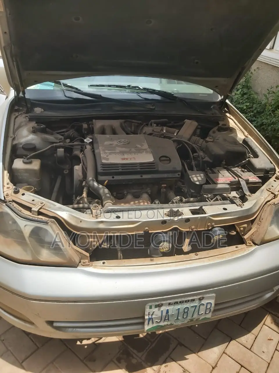 Toyota Avalon XL 2004 Gold