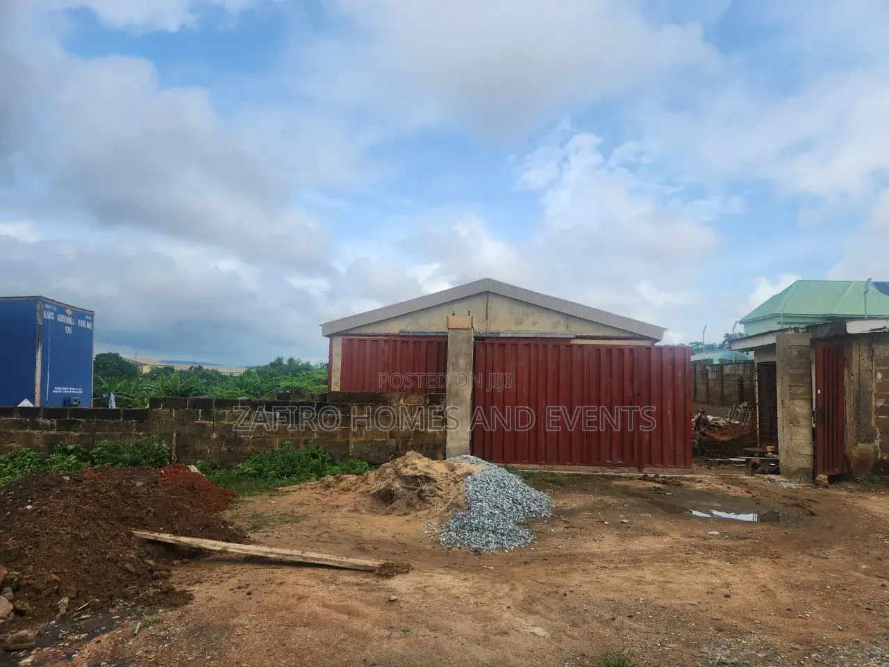 1000m2 Warehouse on Lagos Ibadan Expressway Near Toll Gate for Lease