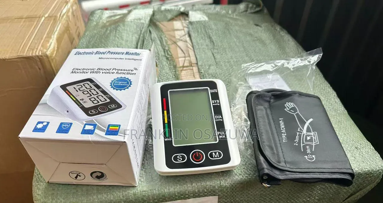 Automatic Digital Blood Pressure Monitor,Voice Function LCD Display