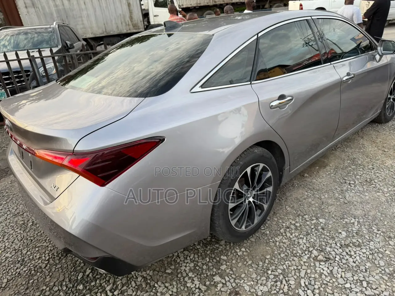 Toyota Avalon XLE 2020 Brown