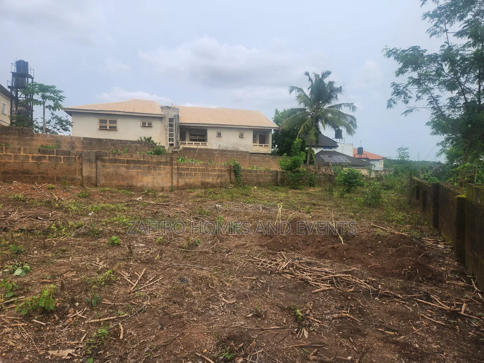 Distressed 1300m2 Fenced and Gated Piece of Land for Sale