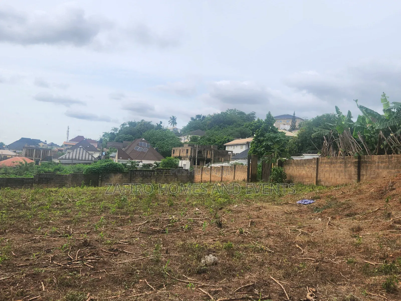 Distressed 1300m2 Fenced and Gated Piece of Land for Sale
