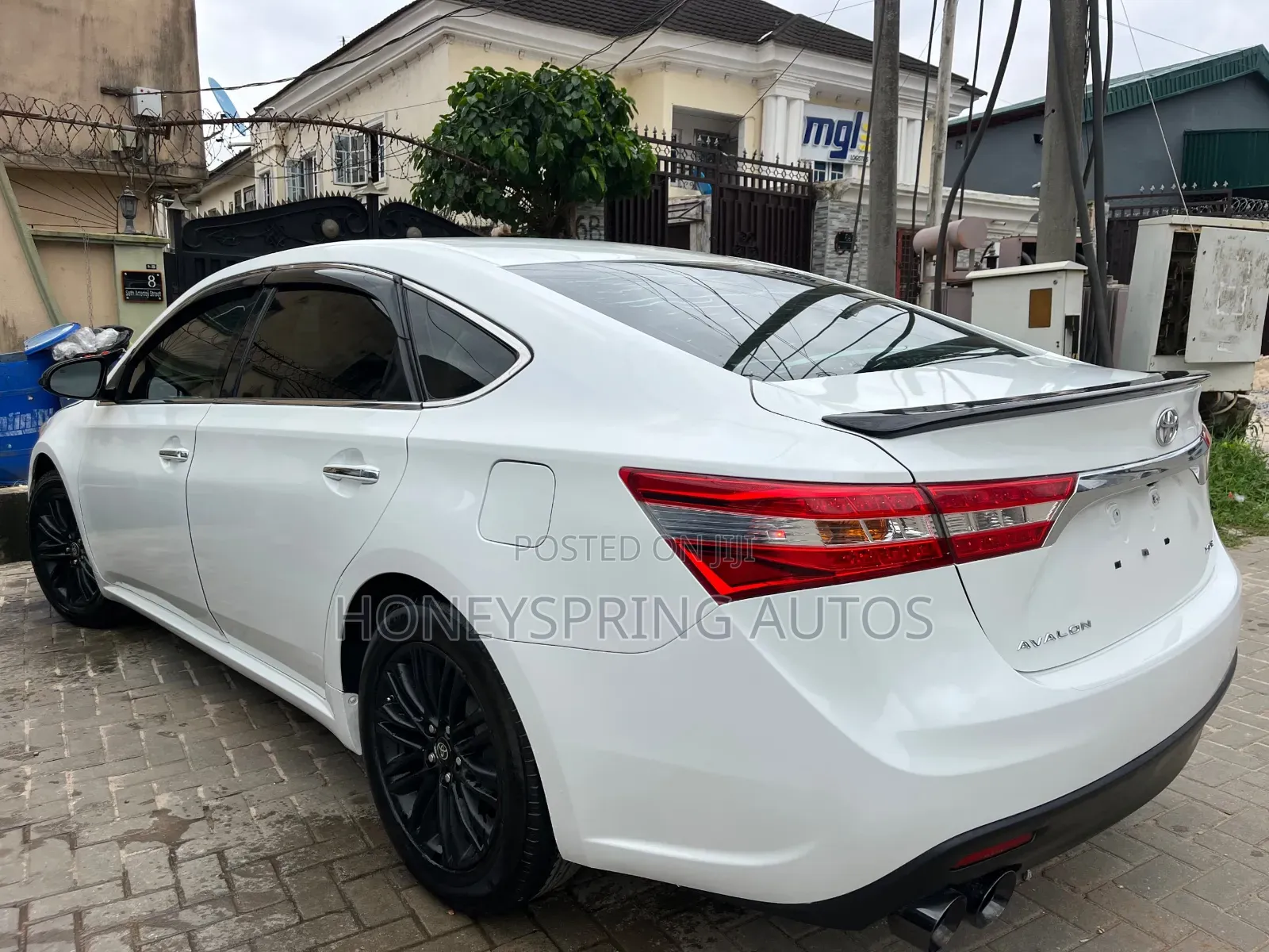 Toyota Avalon 2014 White