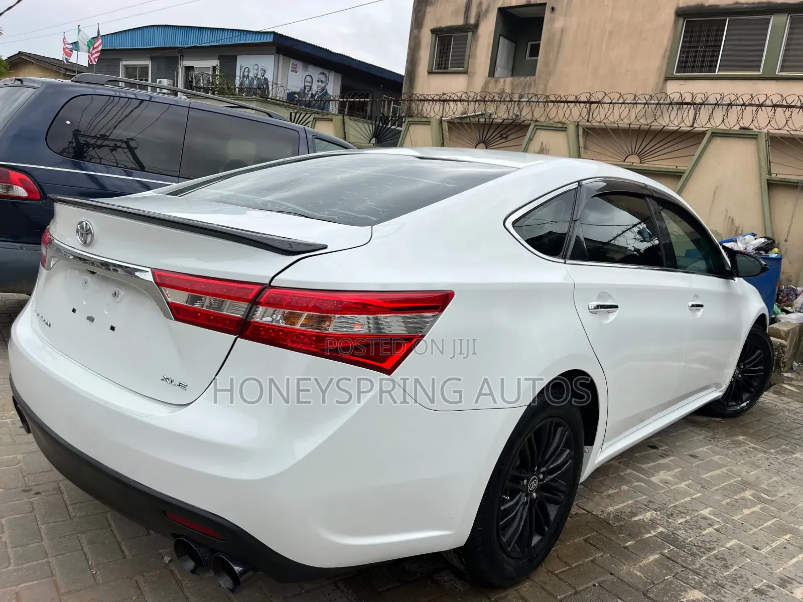 Toyota Avalon 2014 White