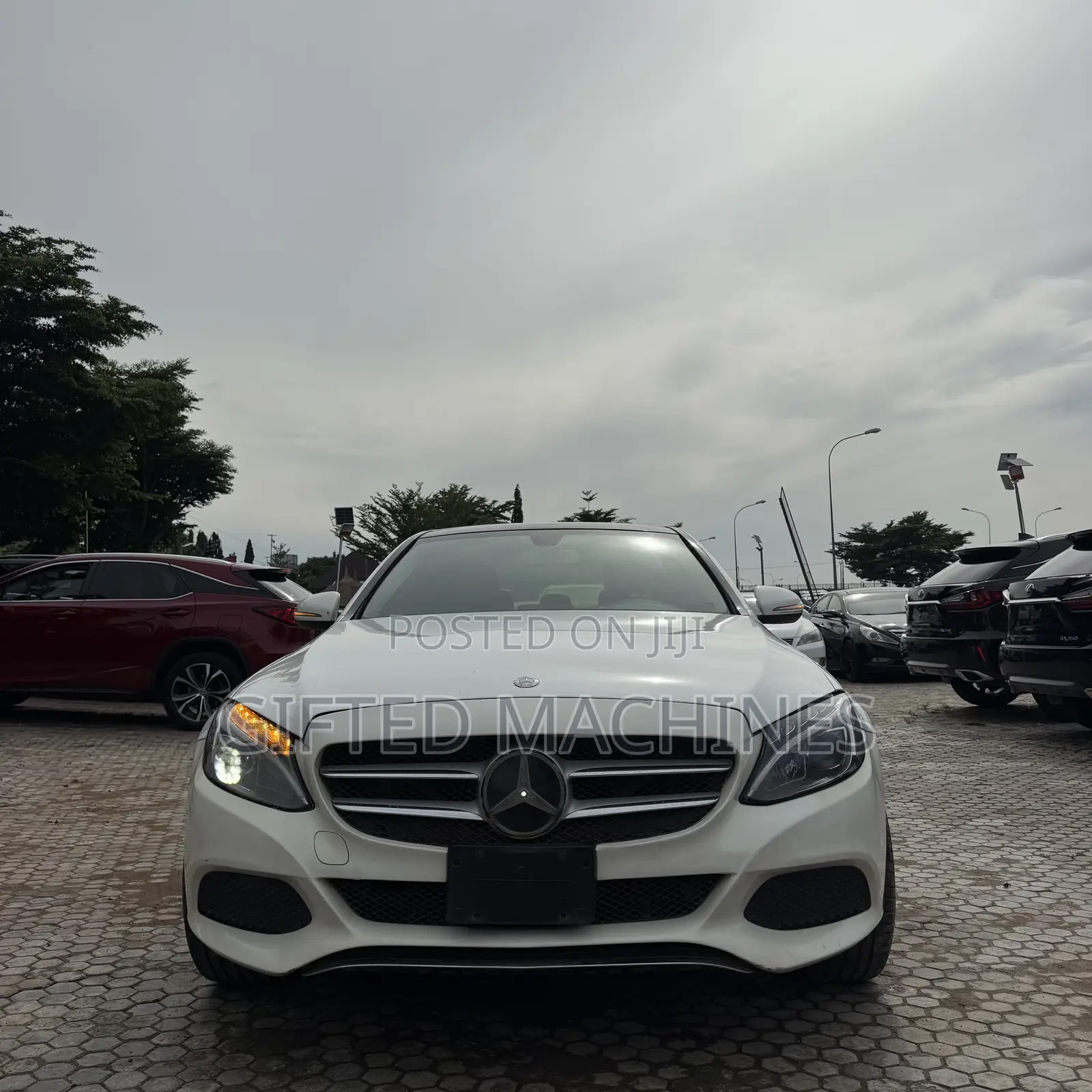 Mercedes-Benz C300 Sport Sedan RWD (2.0L 4cyl 7A) 2017 White