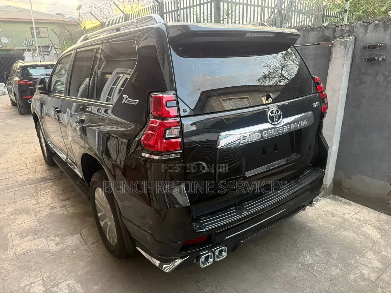 Toyota Land Cruiser Prado 2023 Black