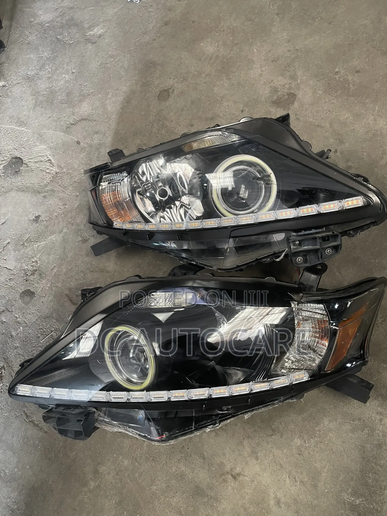 Rx350 2010 Headlight Charger Type