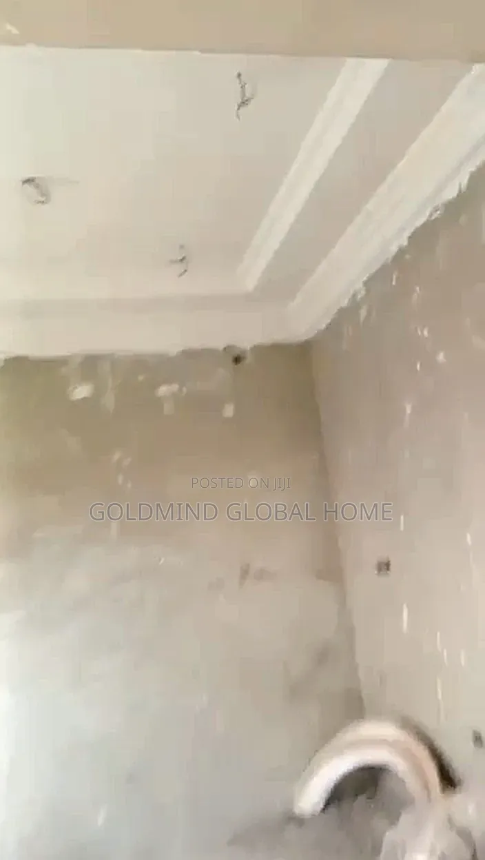 5bdrm Duplex in Lugbe District., FHA for sale