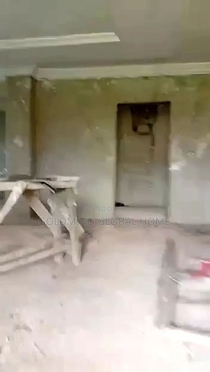 5bdrm Duplex in Lugbe District., FHA for sale