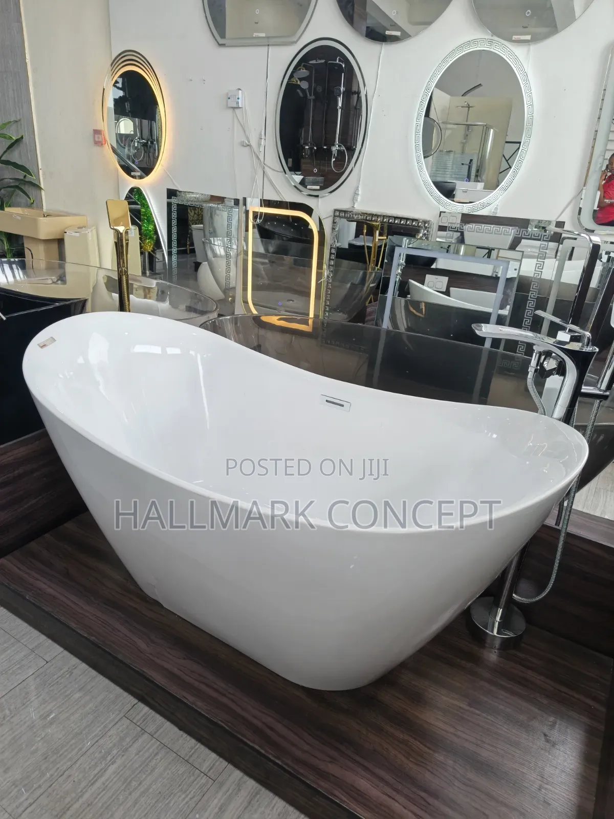 Acrylic Luxury Bathtub