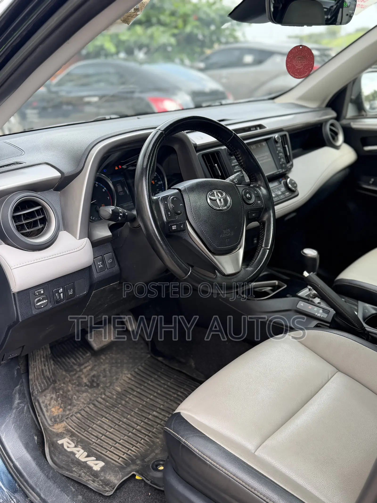 Toyota RAV4 Limited 4dr SUV (2.5L 4cyl 6A) 2018 Blue