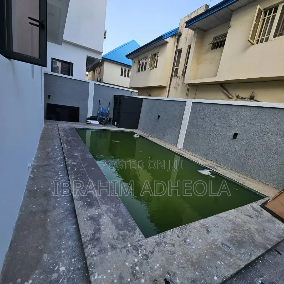 7bdrm Duplex in Magodo Phase2 for sale