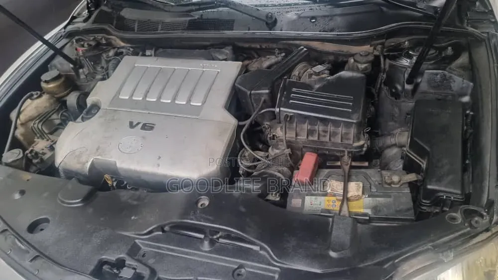 Toyota Camry SE V6 4dr Sedan (3.5L 6cyl 6AM) 2009 Gray