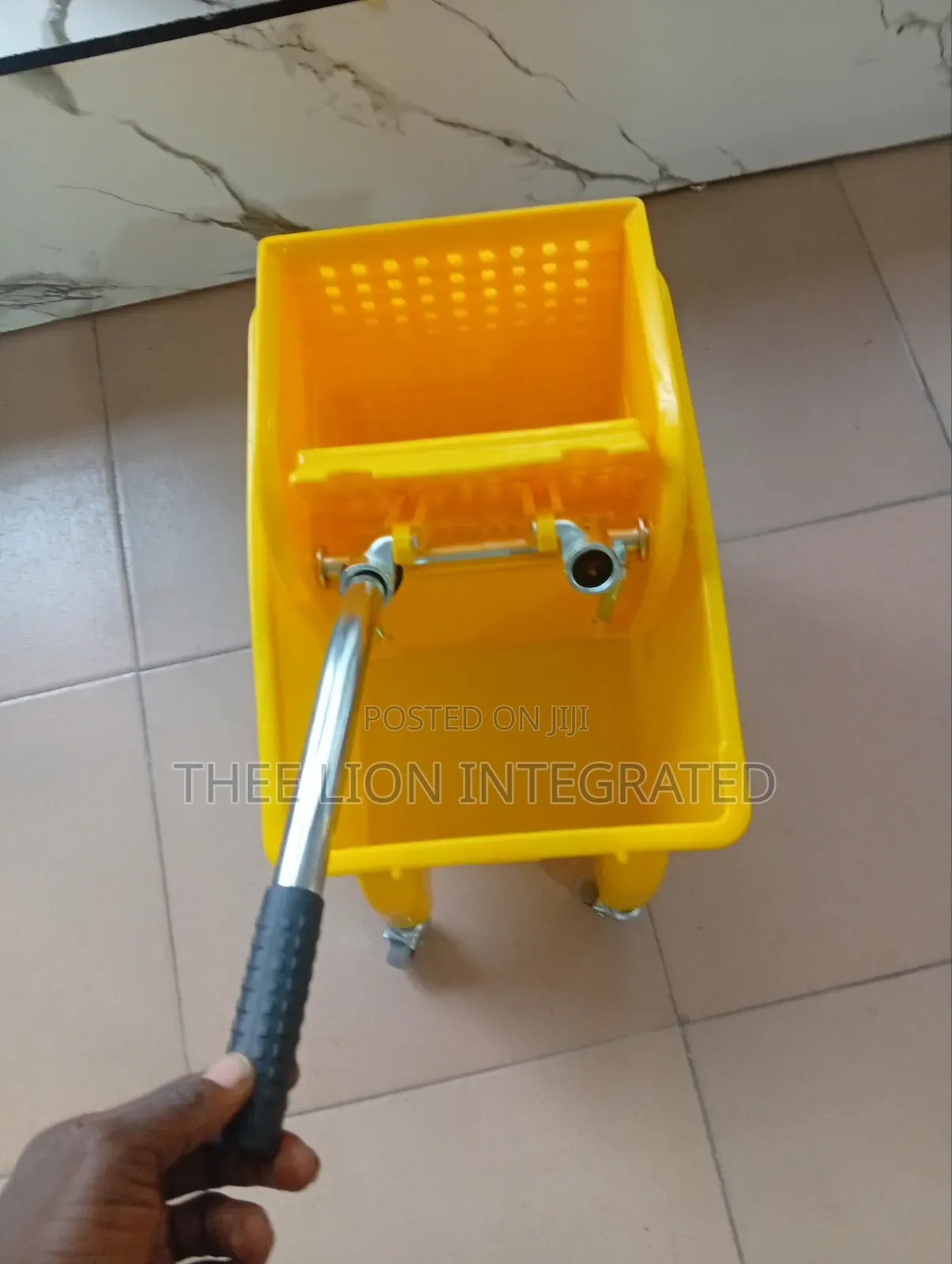 Industrial Mop Bucket With Down-Press Wringer Caution Sign