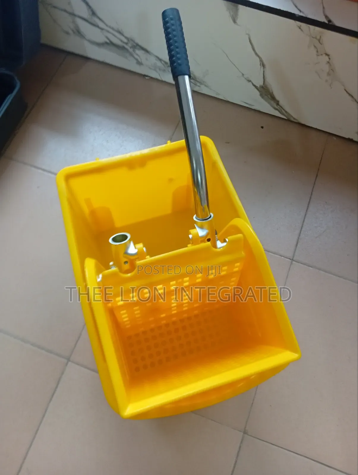 Industrial Mop Bucket With Down-Press Wringer Caution Sign