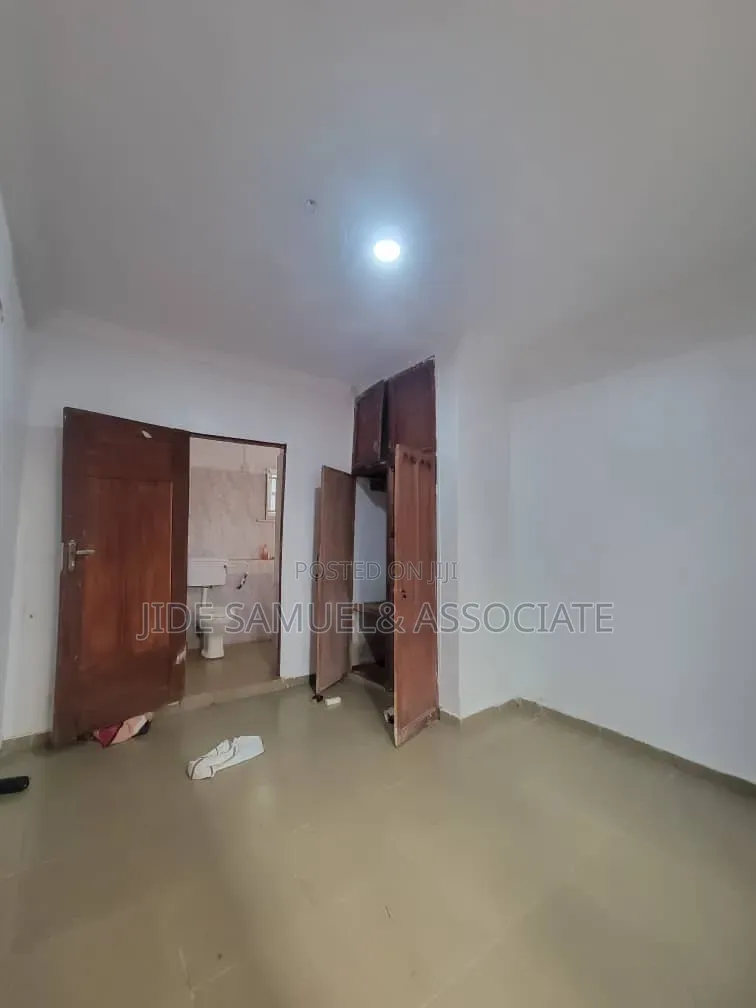 Furnished Mini Flat in Ayobo for rent