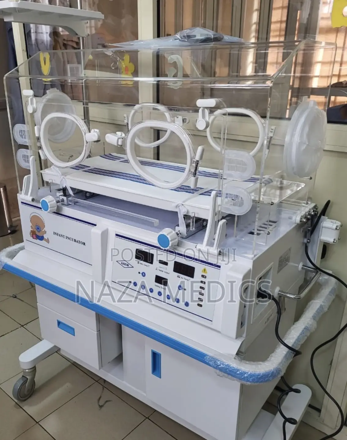 Infant Incubator With Drawer (Axiom)