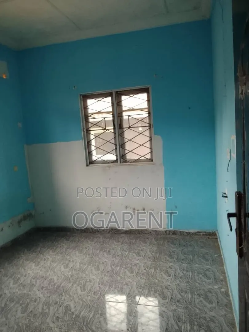 2bdrm Apartment in Country Home, Benin City for rent