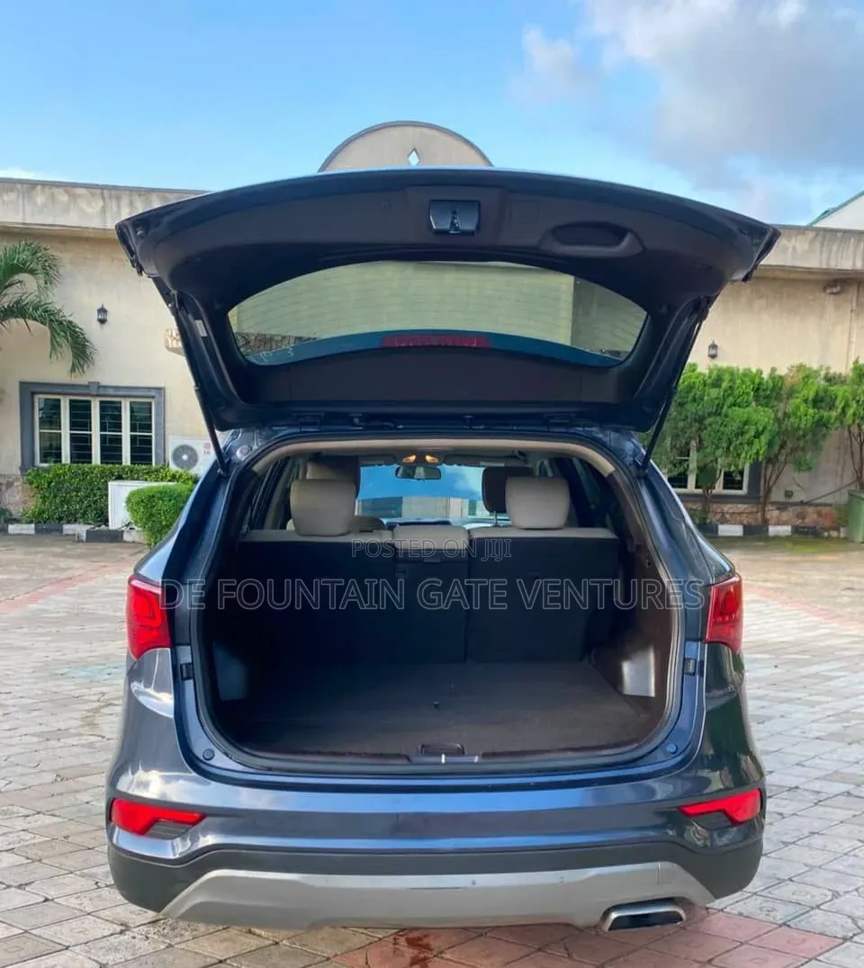 Hyundai Santa Fe 2017
