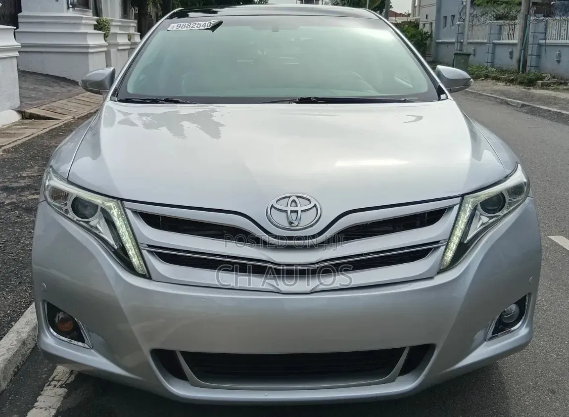 Toyota Venza Limited 4dr Wagon (3.5L 6cyl 6A) 2014 Silver