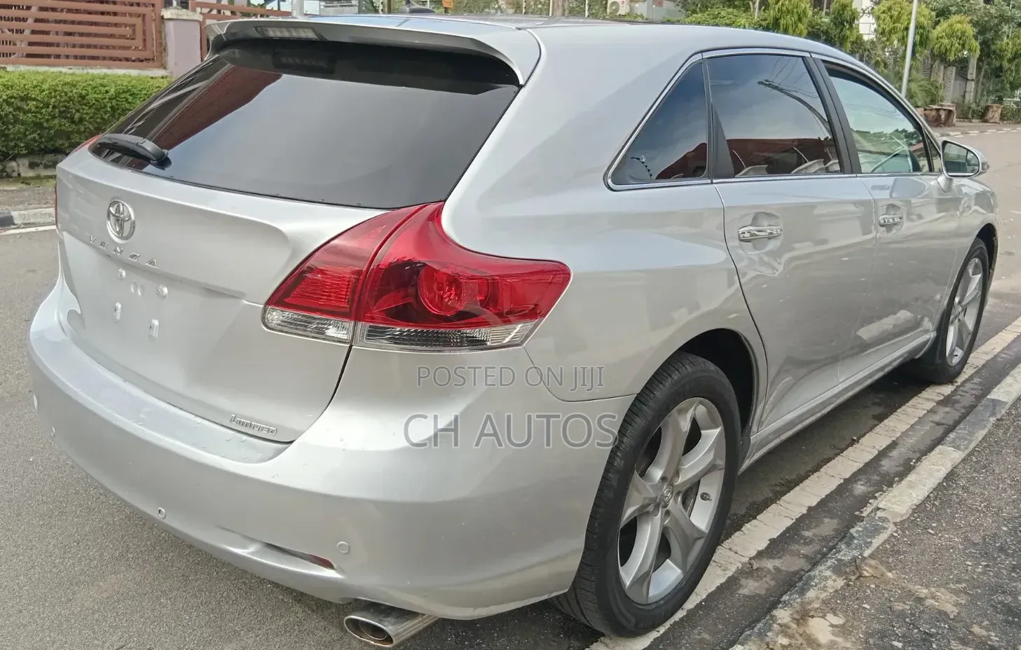 Toyota Venza Limited 4dr Wagon (3.5L 6cyl 6A) 2014 Silver