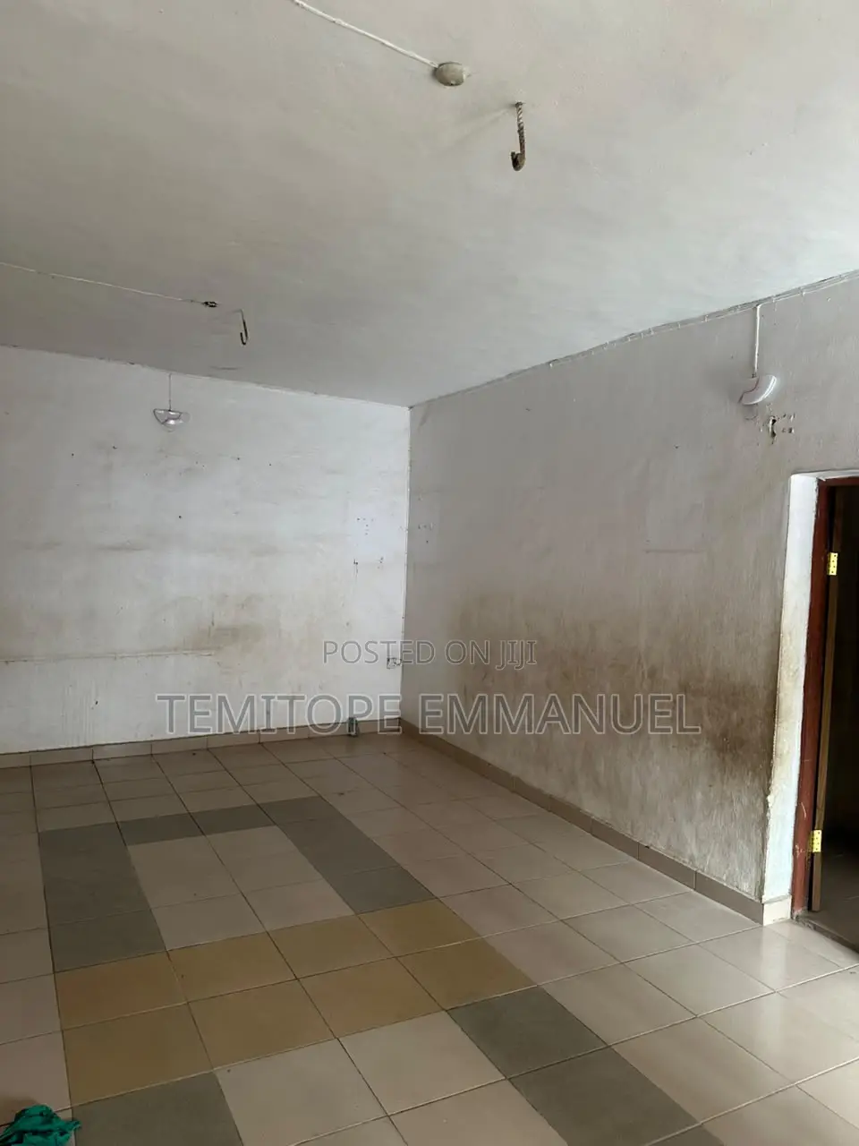 Furnished 3bdrm Apartment in Akowonjo for rent