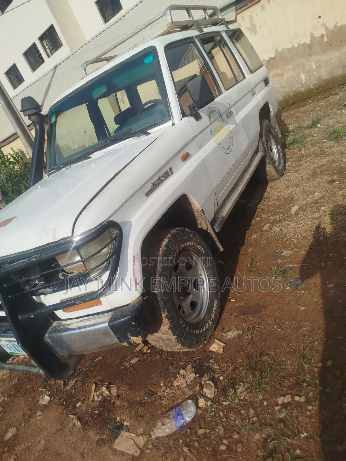 Toyota Land Cruiser 1998 White