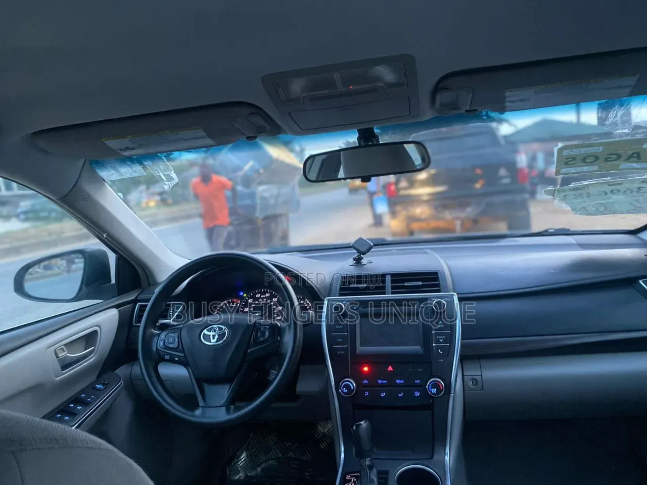 Toyota Camry 2016 Silver