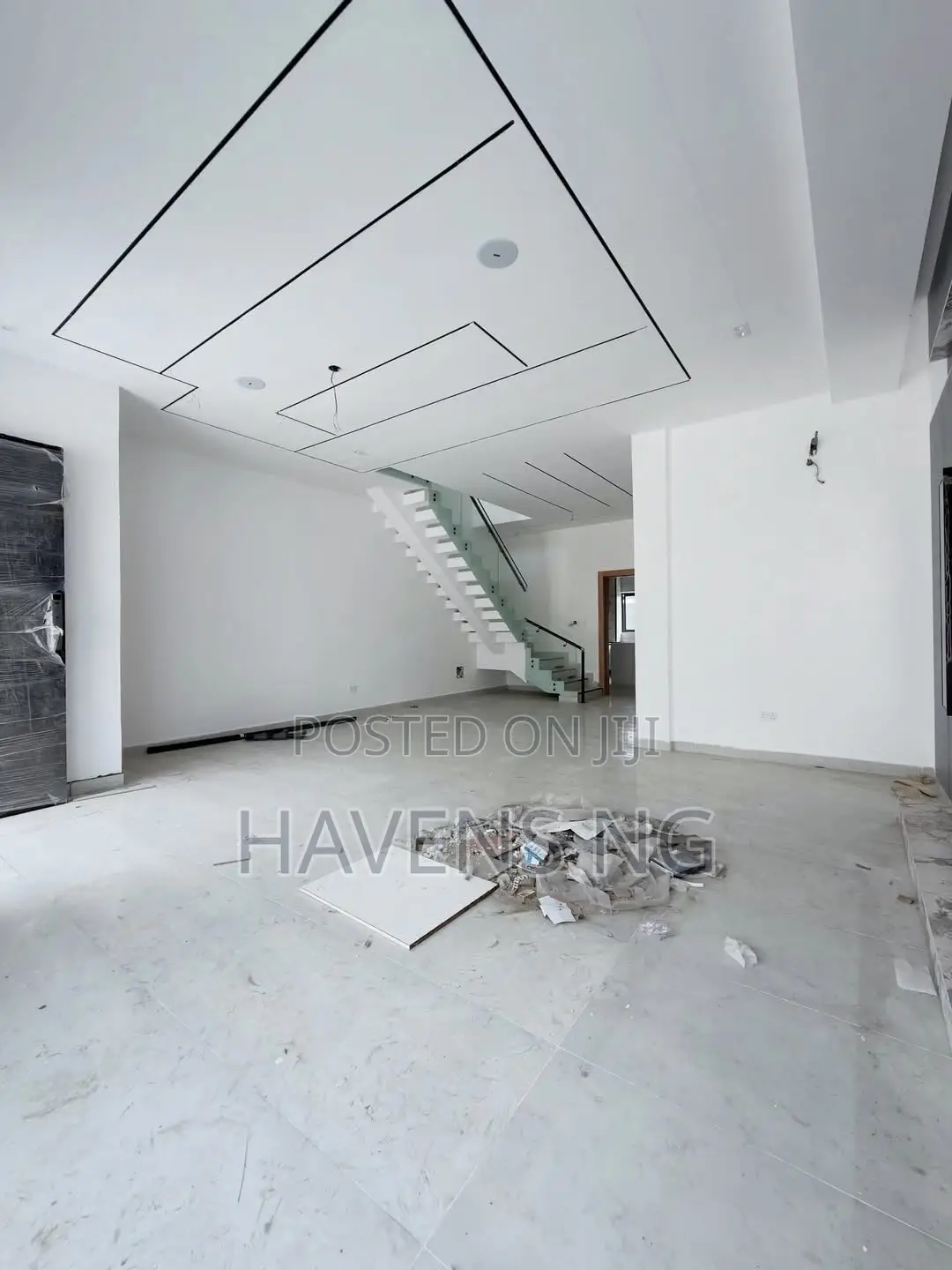 4bdrm Duplex in Lekki Phase 2 for sale