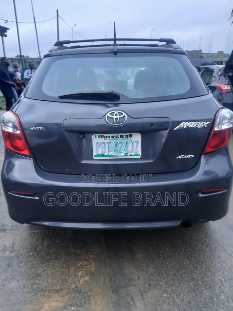 Toyota Matrix Hatchback FWD (1.8L 4cyl 5M) 2008 Black