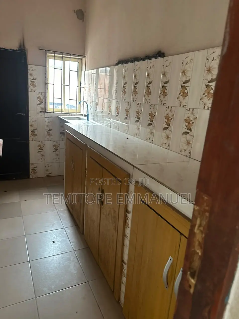 Furnished 3bdrm Apartment in Akowonjo for rent