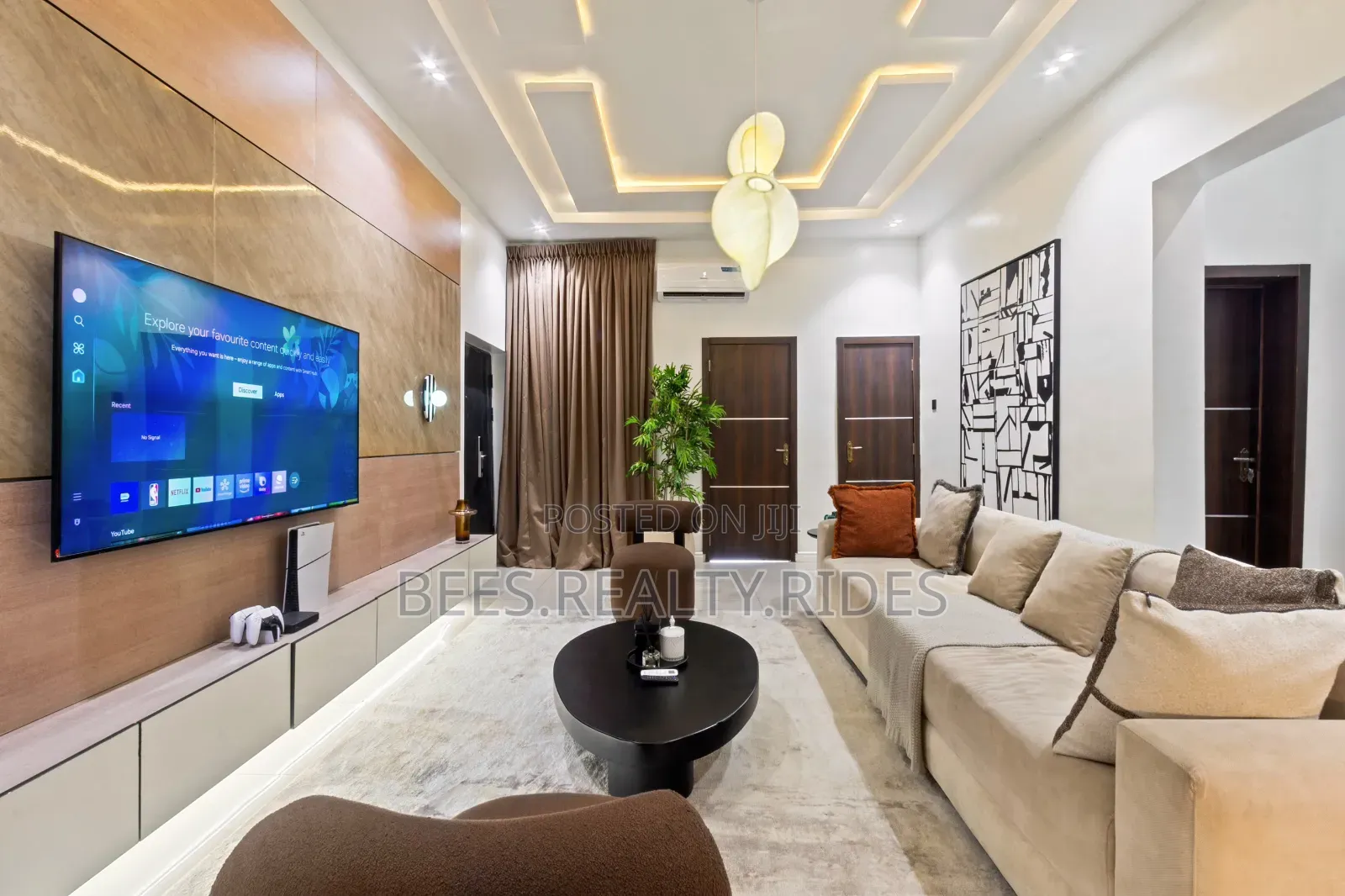 Beautiful Luxury 2BDR With a PS5, Washing Machine and a Balcony