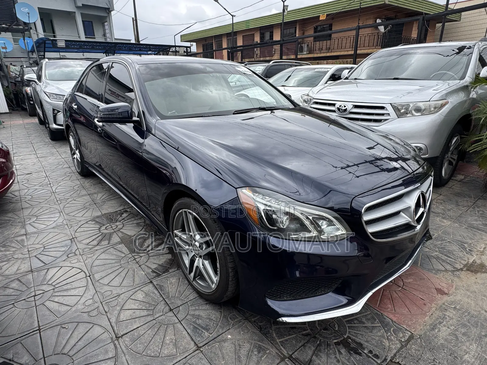 Mercedes-Benz E350 Base 4Matic Sedan AWD (3.5L 6cyl 7A) 2016 Blue