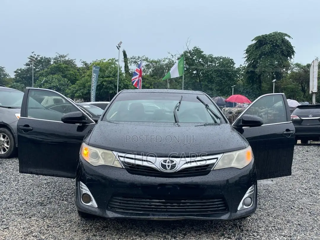 Toyota Camry 2013 Black